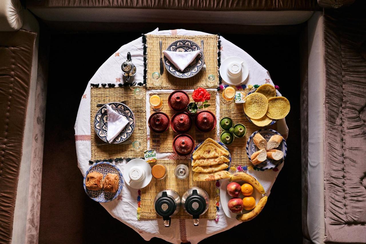 Riad วาร์ซาเซต ภายนอก รูปภาพ