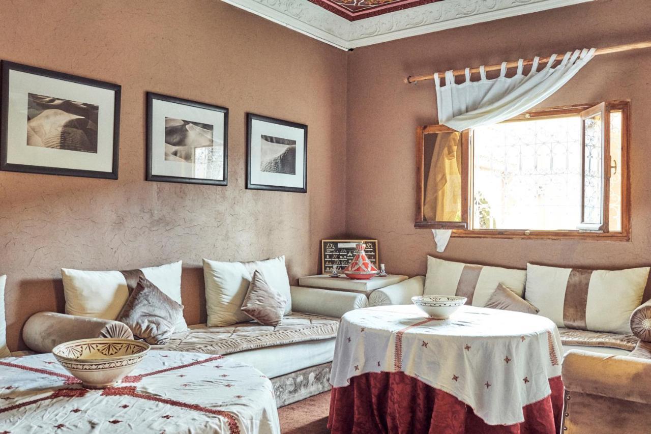 Riad วาร์ซาเซต ภายนอก รูปภาพ