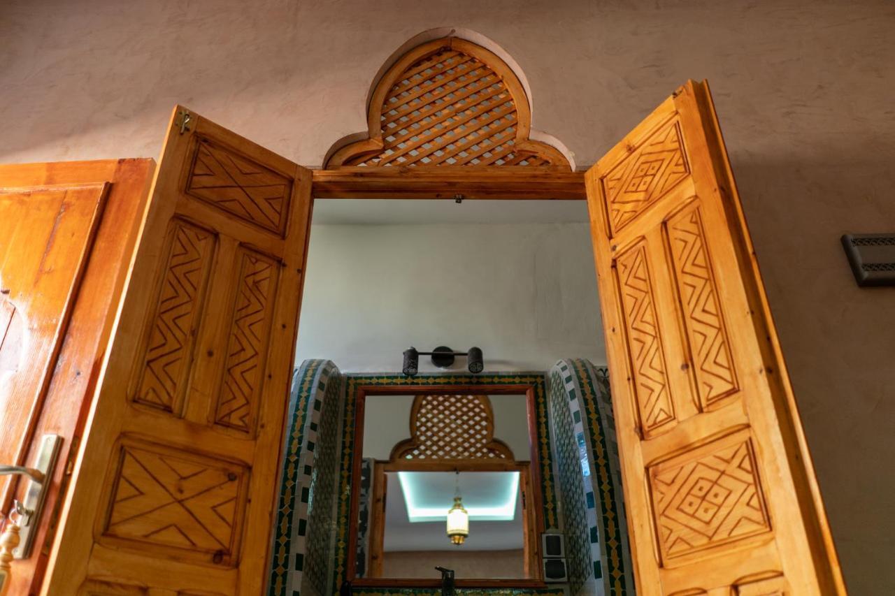Riad วาร์ซาเซต ภายนอก รูปภาพ